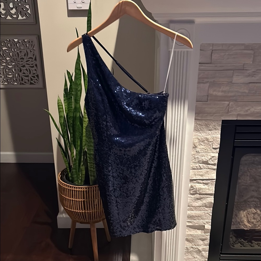 Lulus NWT Navy Sequins Dress